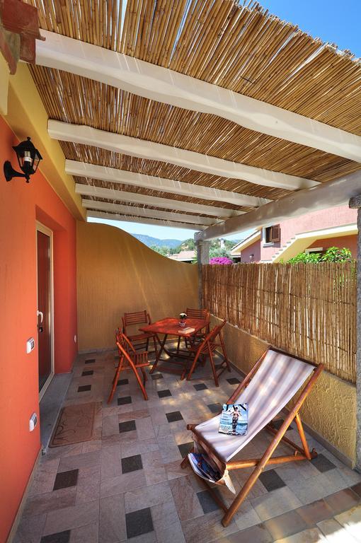 Affittacamere B&B La Villa Dei Graniti Villasimius Habitación foto