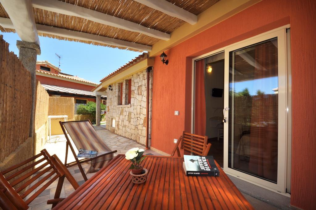 Affittacamere B&B La Villa Dei Graniti Villasimius Habitación foto