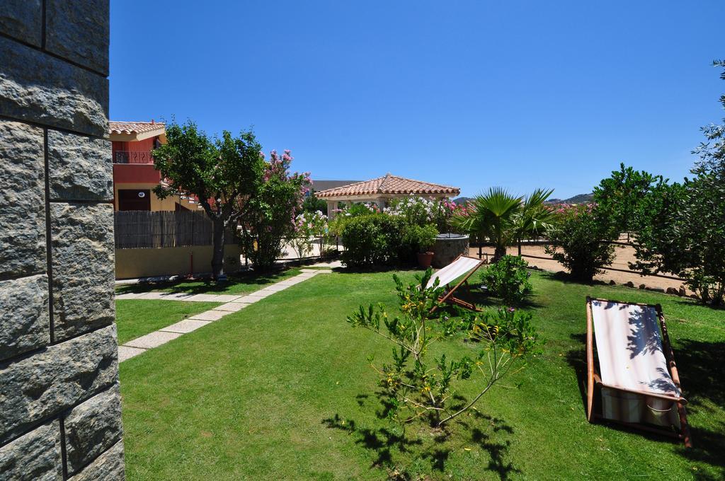 Affittacamere B&B La Villa Dei Graniti Villasimius Exterior foto